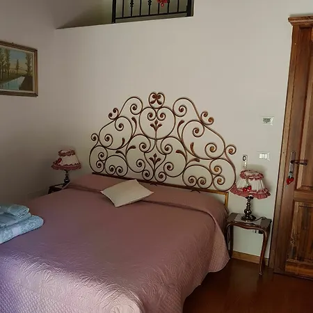 Podere Rivoltino Di Sopra Bed & Breakfast Volterra