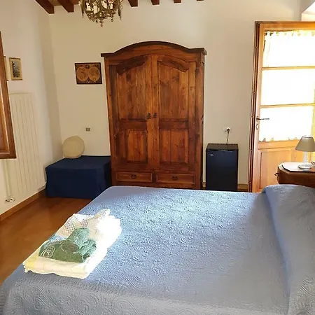 Podere Rivoltino Di Sopra Bed & Breakfast